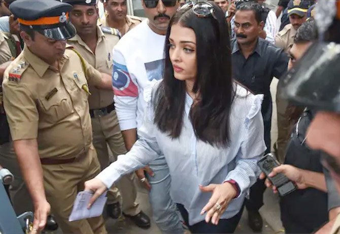 ఈడీ విచారణకు హాజరైన ఐశ్వర్య రాయ్