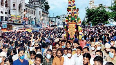 తెలంగాణలో మూడో వేవ్ మొదలైంది