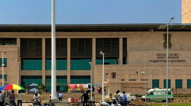 8 మంది ఐఏఎస్ లకు `హాస్టల్లో సేవ’ శిక్ష