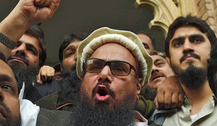 ముంబై ఉగ్రదాడుల సూత్రధారికి 31 ఏళ్ల జైలు