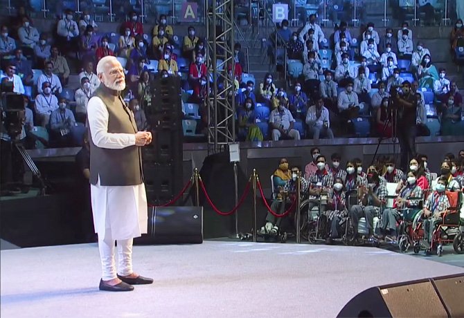 పరీక్షలను పండుగలుగా మలుచుకోవాలి..ప్రధాని హితవు