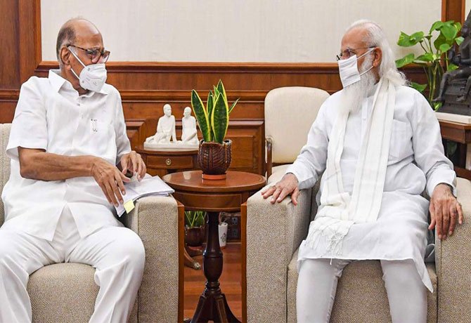 రాజకీయ కలకలం రేపుతున్న ప్రధానితో శరద్ పవార్ భేటీ