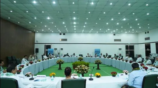 రాష్ట్రపతి అభ్యర్థిగా ఫరూక్ అబ్దుల్లా, గోపాలకృష్ణ గాంధీ!