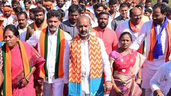 అది బిఆర్ఎస్ ఆవిర్భావ సభా? సంతాప సభా?… సంజయ్