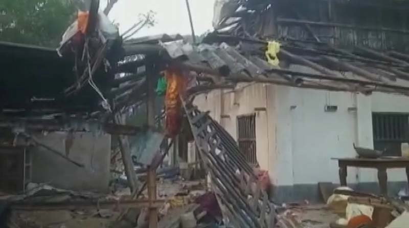 తృణమూల్ నేత ఇంట్లో బాంబు పేలి ముగ్గురు మృతి