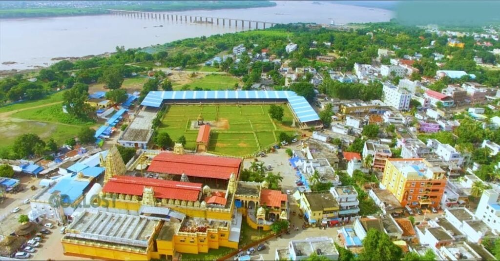 మూడు గ్రామాలుగా భద్రాచలం.. చట్ట సవరణ