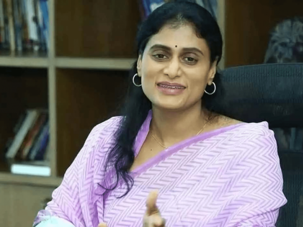 ఏపీ పీసీసీ అధ్యక్షురాలిగా వైఎస్ షర్మిల