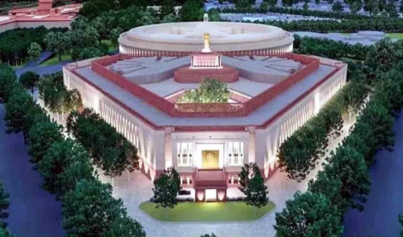 కొత్త భవనంలో పార్లమెంట్ ప్రత్యేక సమావేశాలు