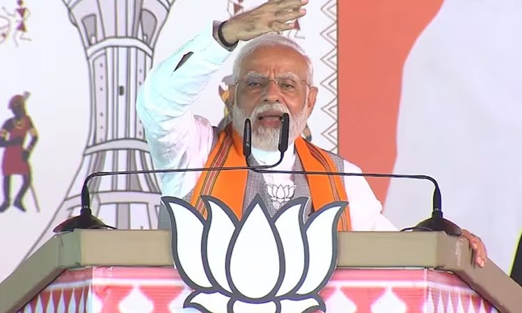 అసెంబ్లీ ఎన్నికల్లో కాంగ్రెస్ వెదజల్లుతున్న బెట్టింగ్ యాప్ సొమ్ము… మోదీ