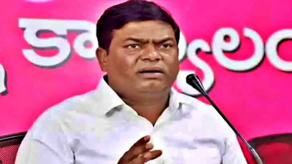  చేవెళ్ళలో మాజీ ఎంఎల్ఎ జీవన్రెడ్డిపై భూకబ్జా కేసు