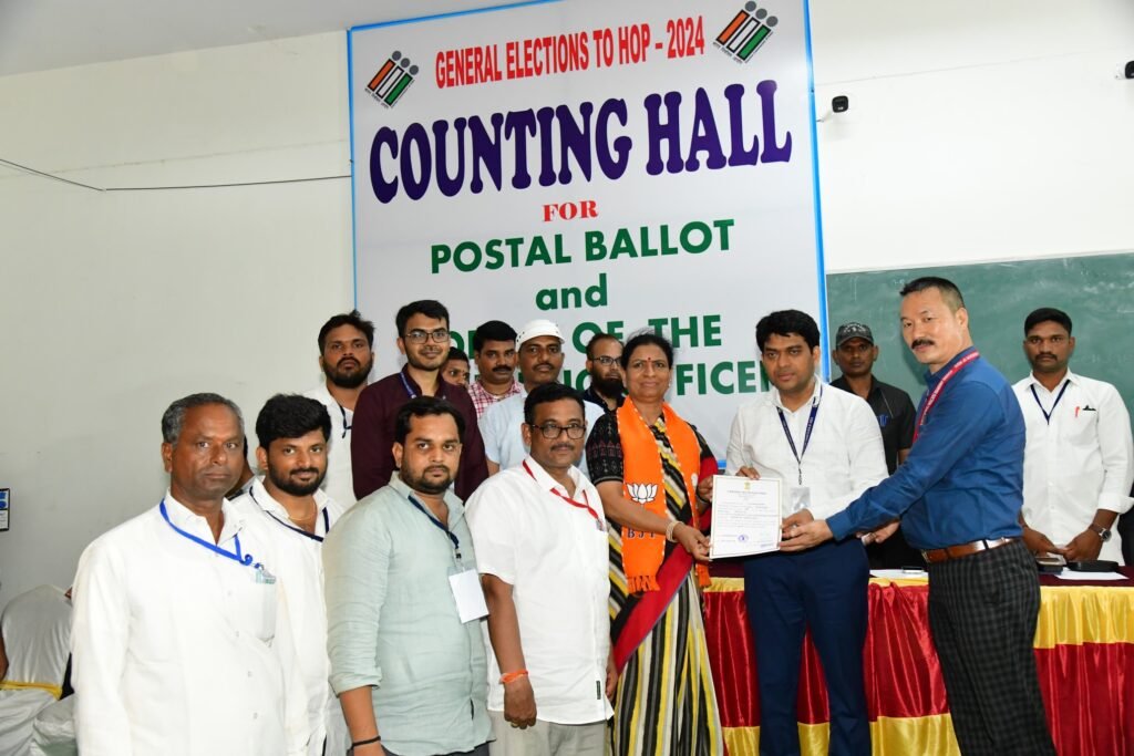 రేవంత్ రాజీనామా చేయాలి… అరుణ