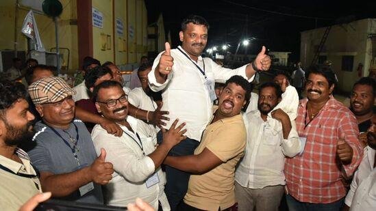 ఎంఎల్సి ఉప ఎన్నికలో తీన్మార్ మల్లన్న విజయం