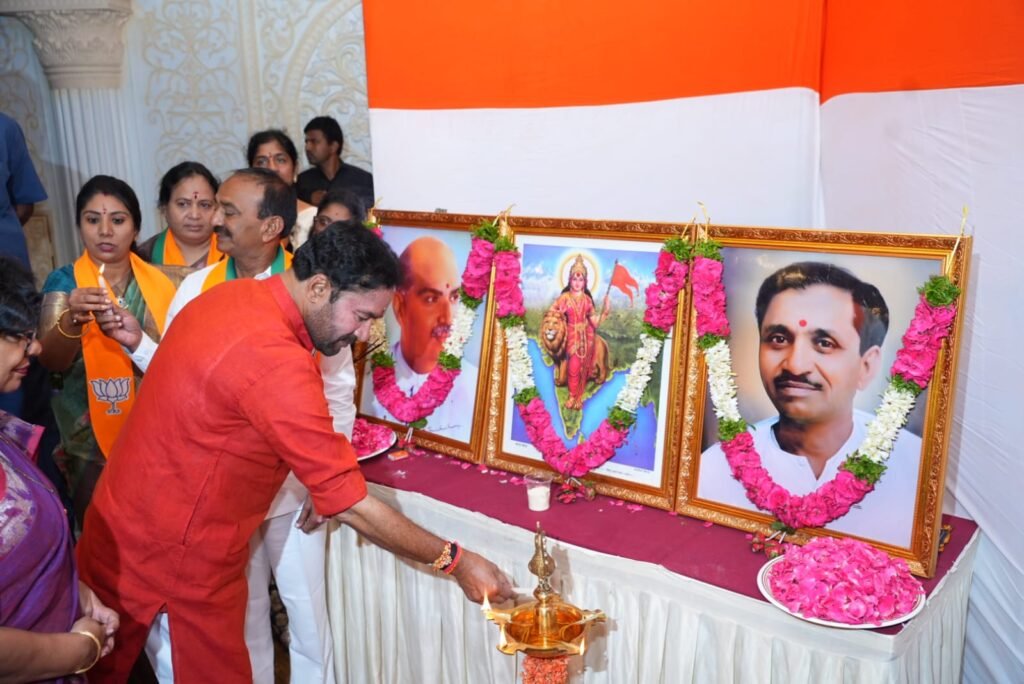 రేవంత్ రెడ్డి, కేటీఆర్ బీజేపీ అధికార ప్రతినిధులుగా మారారు.. కిషన్ రెడ్డి