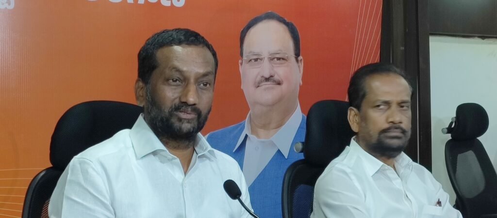 ఒక తమ్ముడిగా కొండా సురేఖకు అండగా ఉంటా.. బీజేపీ ఎంపీ